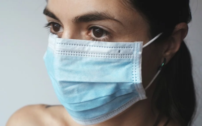 Χρήση ατομικής μάσκας προστασίας και δερματοπάθειες